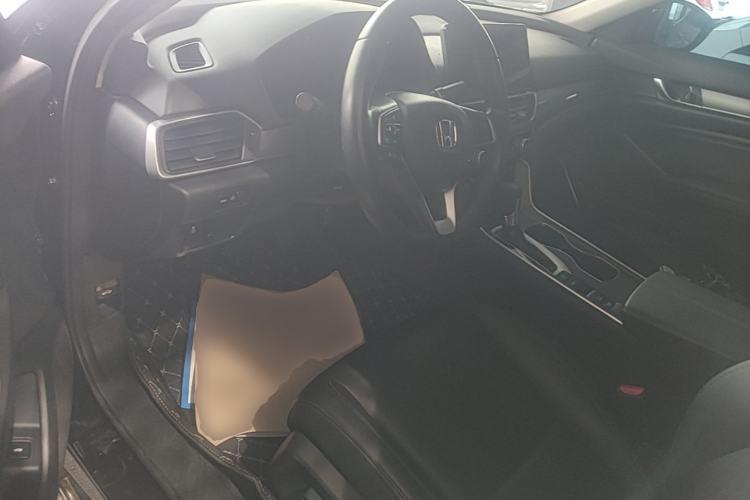 Used Honda Accord 2022 260TURBO Luxury Edition Driver Seat