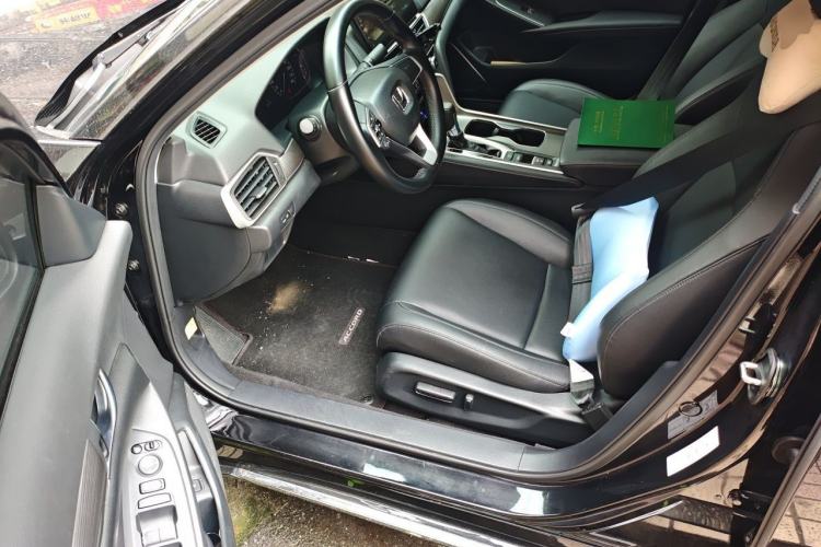Used Honda Accord 2022 260TURBO Luxury Edition Driver Seat