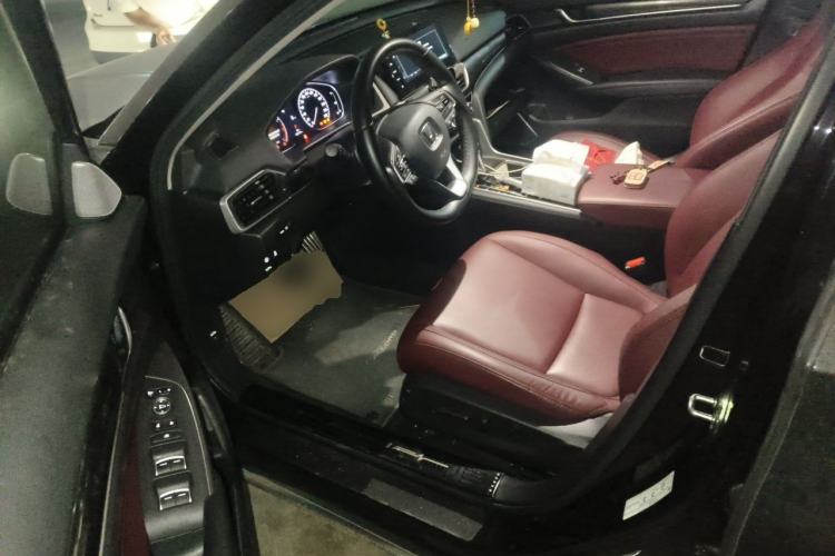 Used Honda Accord 2022 260TURBO Phantom Night · Prestige Edition Driver Seat