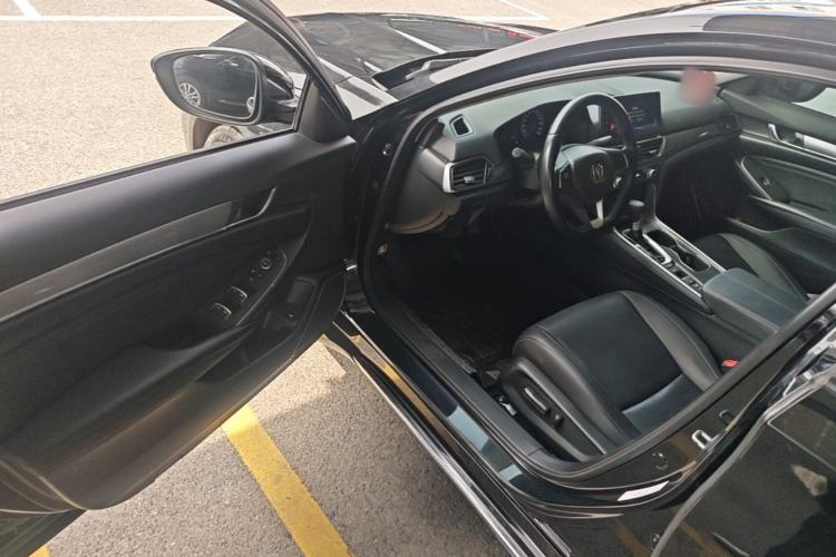 Used Honda Accord 2022 260TURBO Luxury Edition Driver Seat