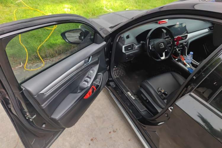 Used Honda Accord 2022 260TURBO Luxury Edition Driver Seat