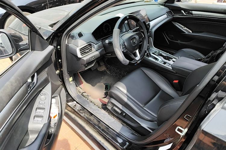 Used Honda Accord 2022 260TURBO Luxury Edition Driver Seat