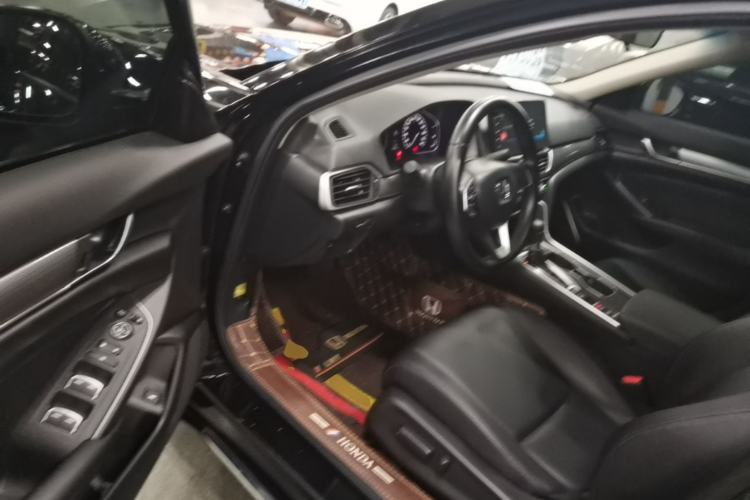 Used Honda Accord 2022 260TURBO Luxury Edition Driver Seat
