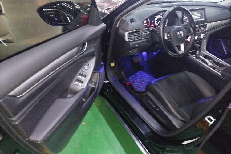 Used Honda Accord 2022 260TURBO Luxury Edition Driver Seat