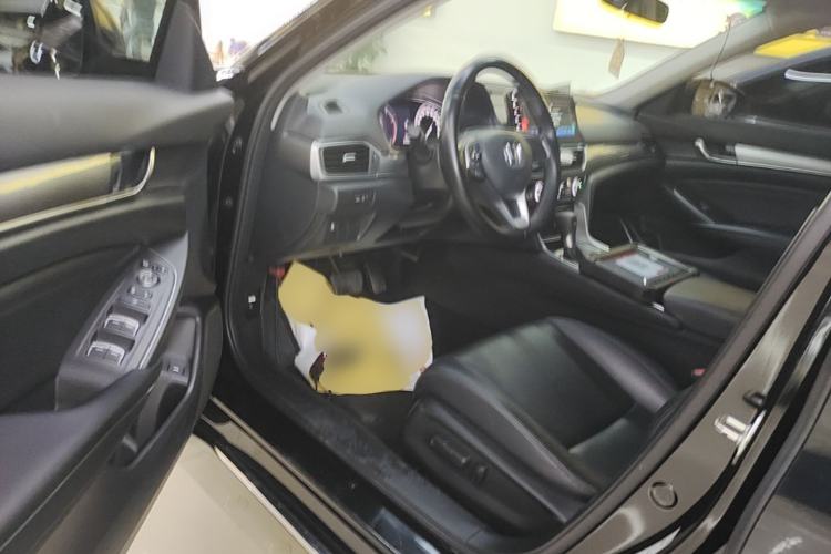 Used Honda Accord 2022 260TURBO Luxury Edition Driver Seat