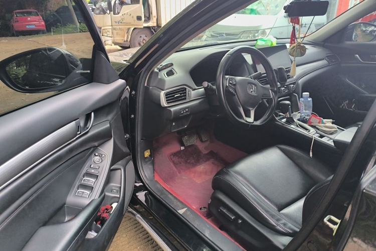 Used Honda Accord 2022 260TURBO Luxury Edition Driver Seat