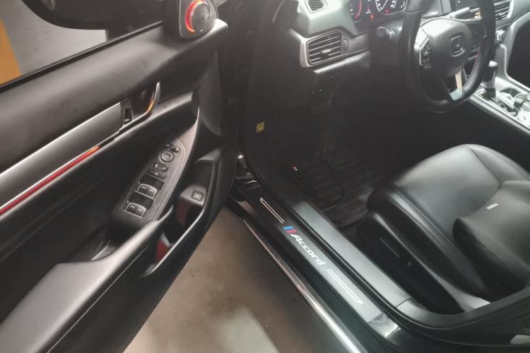 Used Honda Accord 2022 260TURBO Luxury Edition Driver Seat