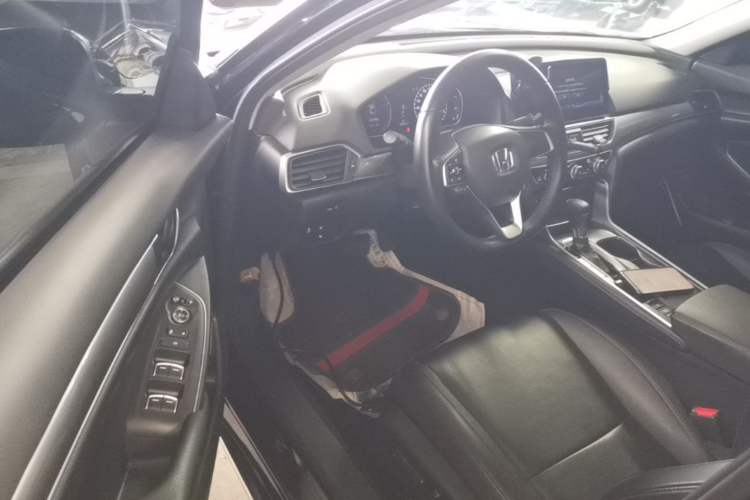 Used Honda Accord 2022 260TURBO Luxury Edition Driver Seat