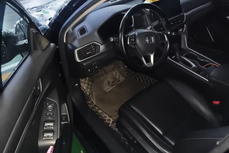 Used Honda Accord 2022 260TURBO Luxury Edition Driver Seat