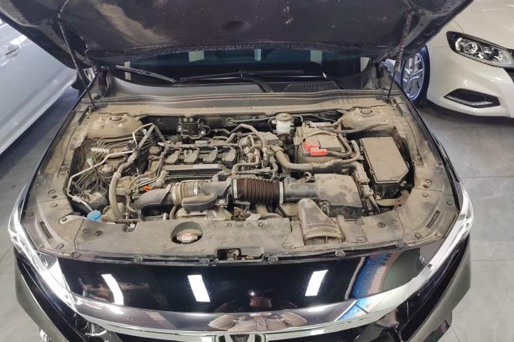 Used Honda Accord 2022 260TURBO Luxury Edition Engine Bay