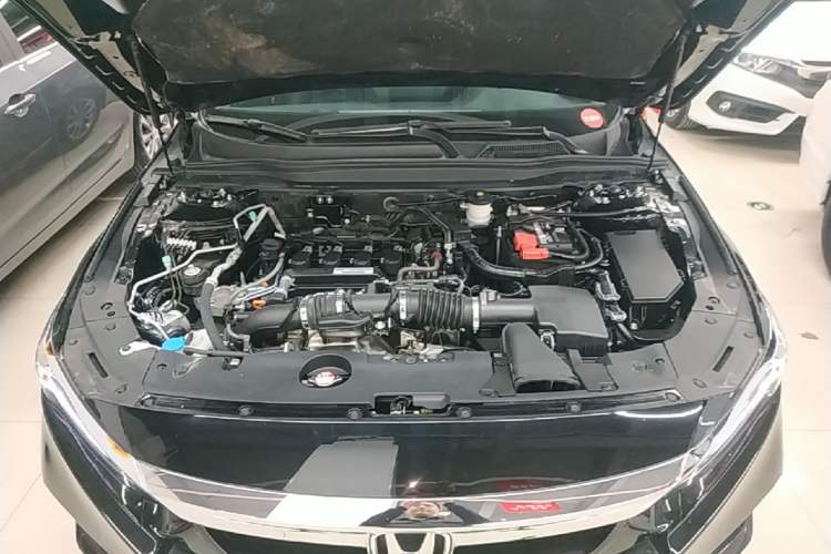 Used Honda Accord 2022 260TURBO Luxury Edition Engine Bay
