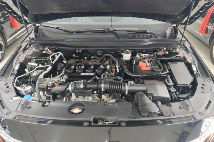 Used Honda Accord 2022 260TURBO Luxury Edition Engine Bay