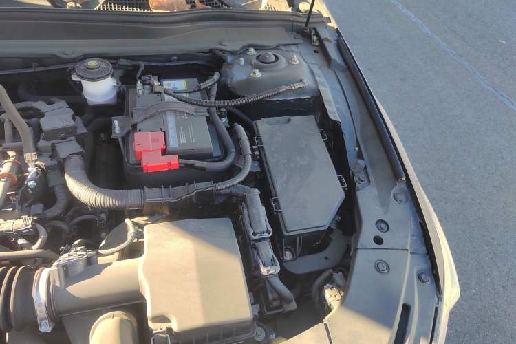 Used Honda Accord 2022 260TURBO Luxury Edition Engine Bay Left