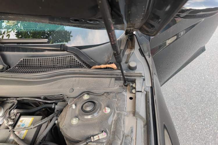 Used Honda Accord 2022 260TURBO Phantom Night · Prestige Edition Engine Bay Left