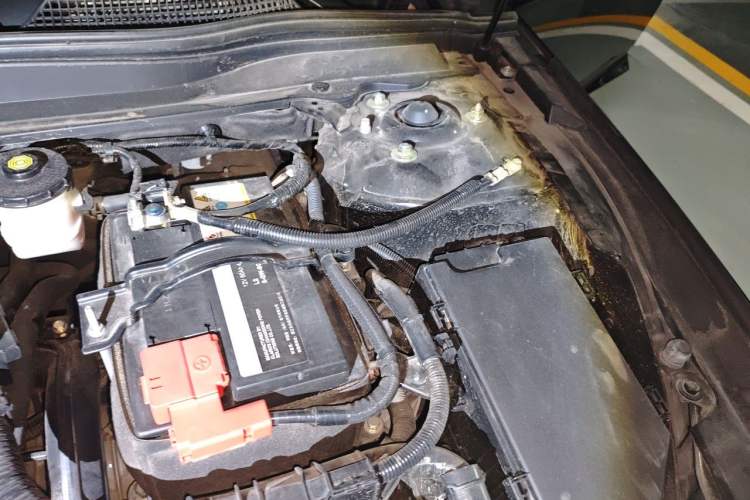 Used Honda Accord 2022 260TURBO Luxury Edition Engine Bay Left