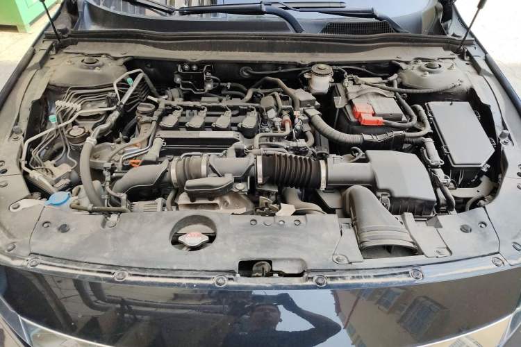 Used Honda Accord 2022 260TURBO Luxury Edition Engine Bay