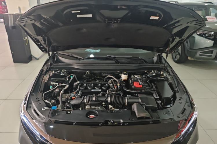 Used Honda Accord 2022 260TURBO Phantom Night · Prestige Edition Engine Bay