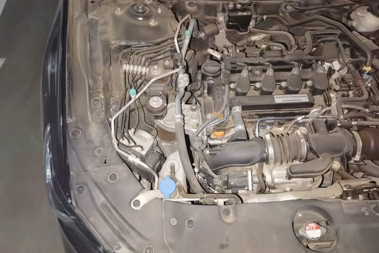 Used Honda Accord 2022 260TURBO Phantom Night · Prestige Edition Engine Bay Right