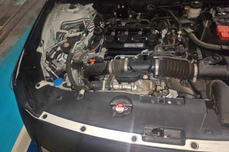 Used Honda Accord 2022 260TURBO Phantom Night · Prestige Edition Engine Bay Right