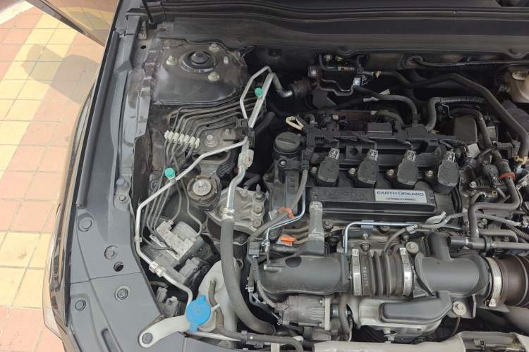 Used Honda Accord 2022 260TURBO Phantom Night · Prestige Edition Engine Bay Right