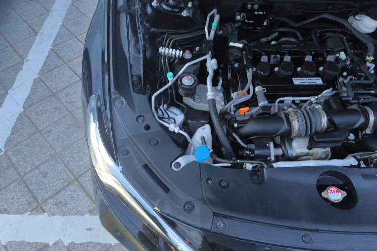 Used Honda Accord 2022 260TURBO Luxury Edition Engine Bay Right