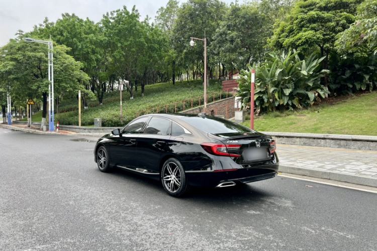 Used Honda Accord 2022 260TURBO Phantom Night · Prestige Edition Exterior 11