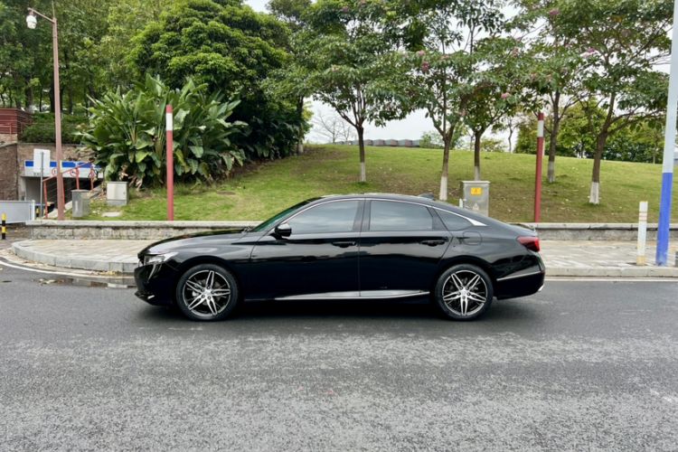 Used Honda Accord 2022 260TURBO Phantom Night · Prestige Edition Exterior 12