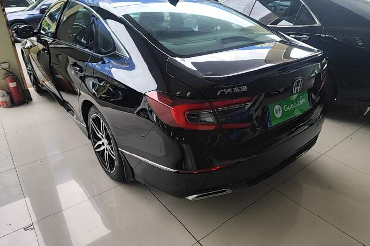 Used Honda Accord 2022 260TURBO Phantom Night · Prestige Edition Exterior 2