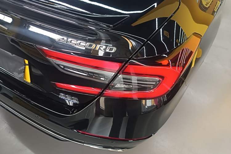 Used Honda Accord 2022 260TURBO Phantom Night · Prestige Edition Exterior 3