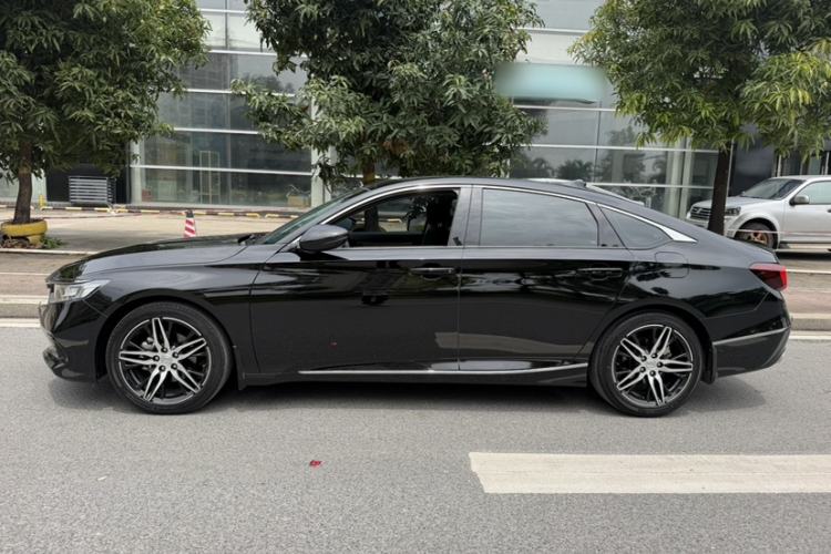 Used Honda Accord 2022 260TURBO Phantom Night · Prestige Edition Exterior 3