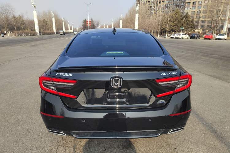 Used Honda Accord 2022 260TURBO Phantom Night · Prestige Edition Exterior 4
