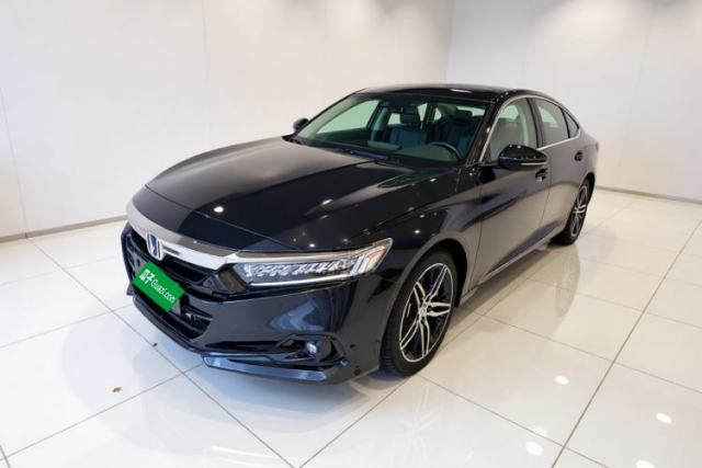 Używany Honda Accord 2022 260TURBO Phantom Night · Prestige Edition