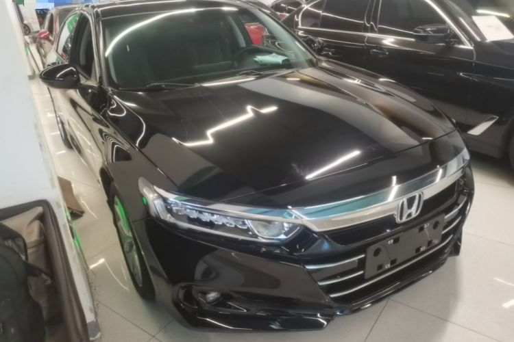 Used Honda Accord 2022 260TURBO Luxury Edition Front Right 45 Deg