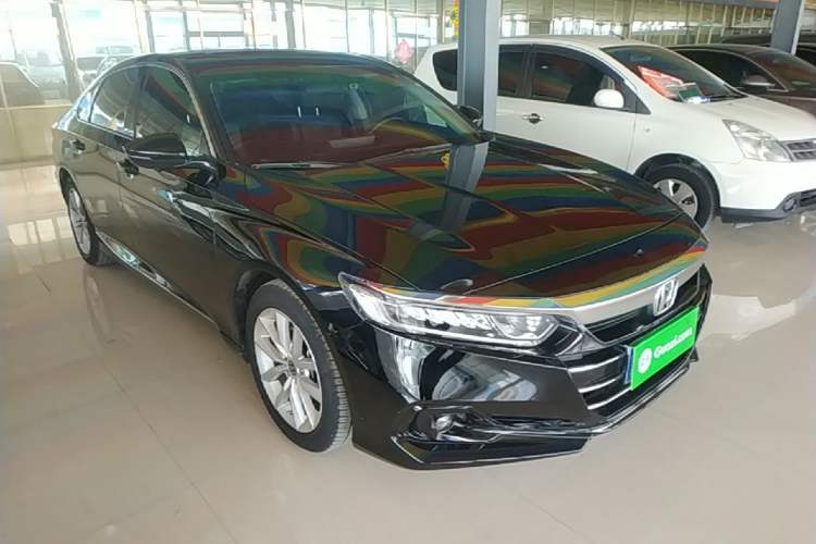 Used Honda Accord 2022 260TURBO Luxury Edition Front Right 45 Deg