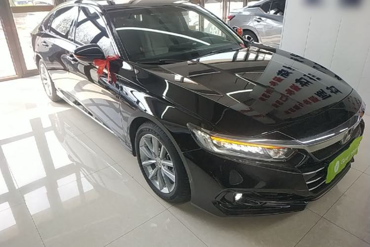 Used Honda Accord 2022 260TURBO Luxury Edition Front Right 45 Deg