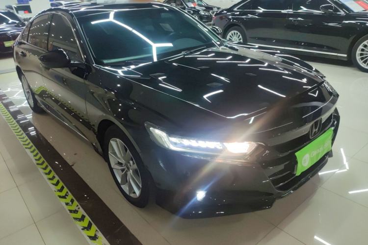 Used Honda Accord 2022 260TURBO Luxury Edition Front Right 45 Deg