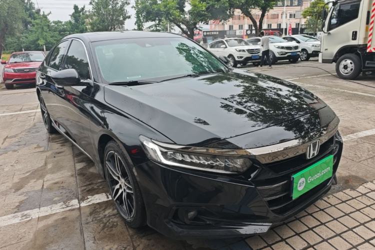 Used Honda Accord 2022 260TURBO Phantom Night · Prestige Edition Front Right 45 Deg