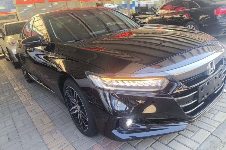 Used Honda Accord 2022 260TURBO Phantom Night · Prestige Edition Front Right 45 Deg