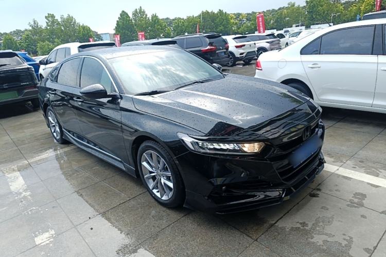 Used Honda Accord 2022 260TURBO Luxury Edition Front Right 45 Deg