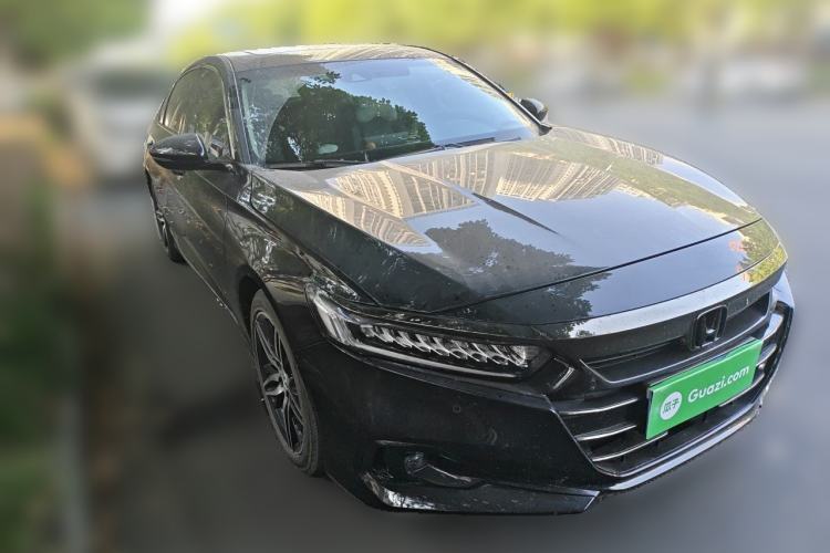 Used Honda Accord 2022 260TURBO Phantom Night · Prestige Edition Front Right 45 Deg