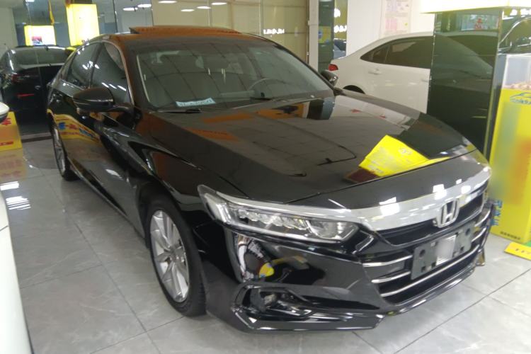 Used Honda Accord 2022 260TURBO Luxury Edition Front Right 45 Deg