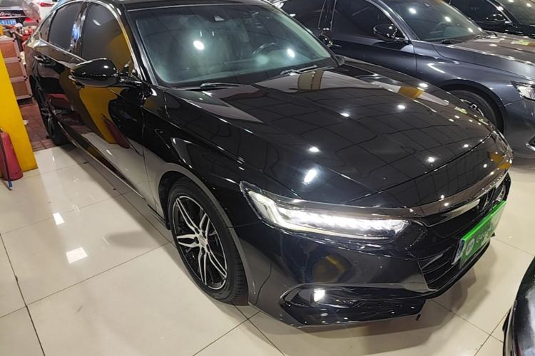 Used Honda Accord 2022 260TURBO Phantom Night · Prestige Edition Front Right 45 Deg