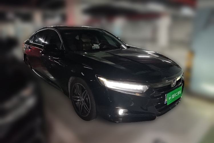Used Honda Accord 2022 260TURBO Phantom Night · Prestige Edition Front Right 45 Deg