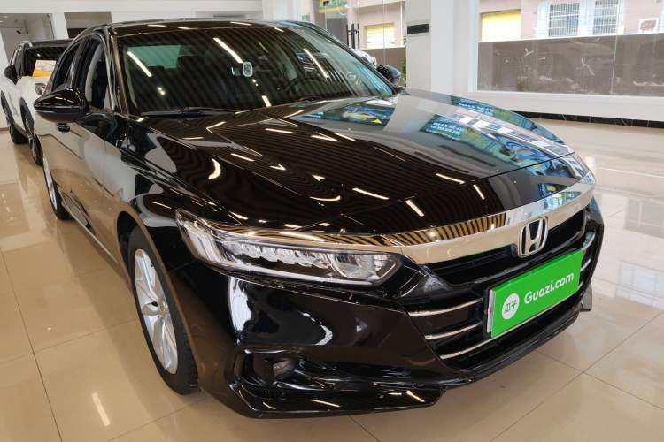 Used Honda Accord 2022 260TURBO Luxury Edition Front Right 45 Deg