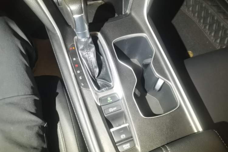 Used Honda Accord 2022 260TURBO Luxury Edition Gear Lever