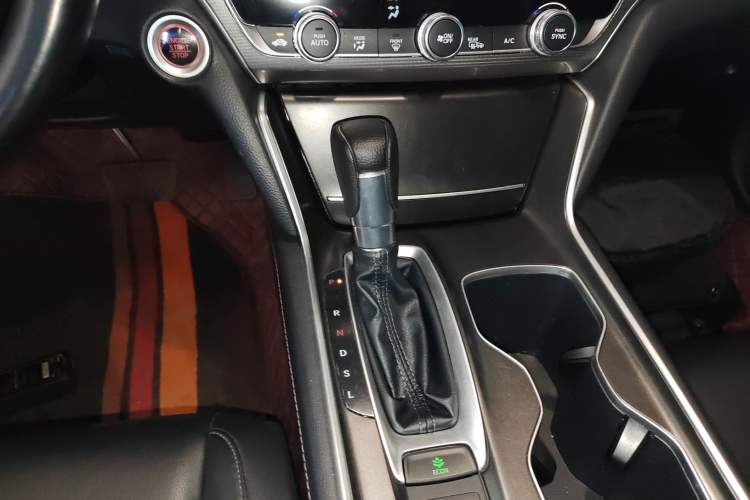 Used Honda Accord 2022 260TURBO Luxury Edition Gear Lever