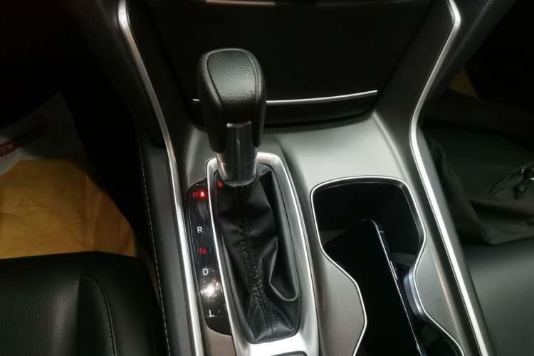 Used Honda Accord 2022 260TURBO Luxury Edition Gear Lever