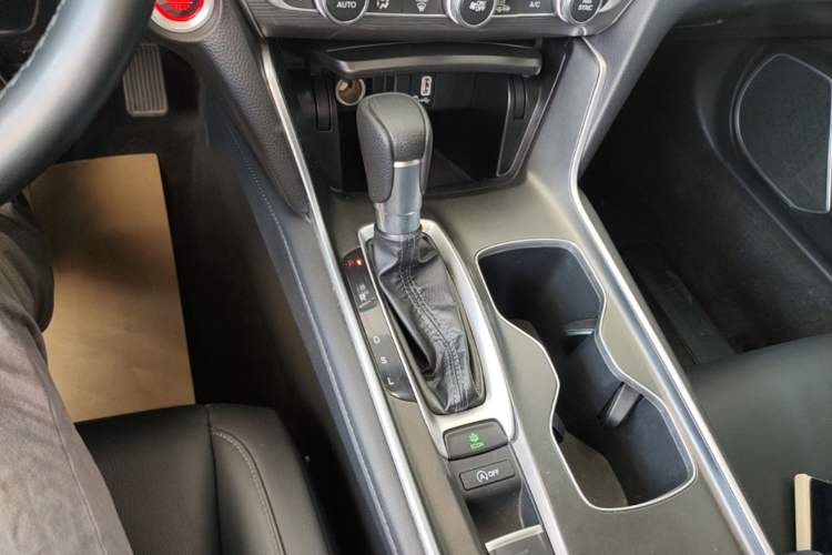 Used Honda Accord 2022 260TURBO Luxury Edition Gear Lever