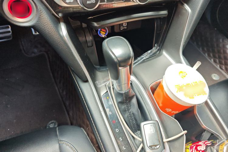 Used Honda Accord 2022 260TURBO Phantom Night · Prestige Edition Gear Lever