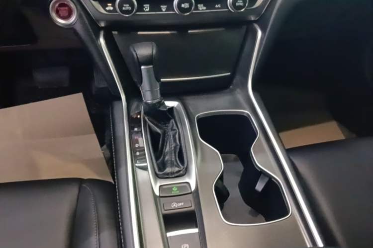 Used Honda Accord 2022 260TURBO Luxury Edition Gear Lever